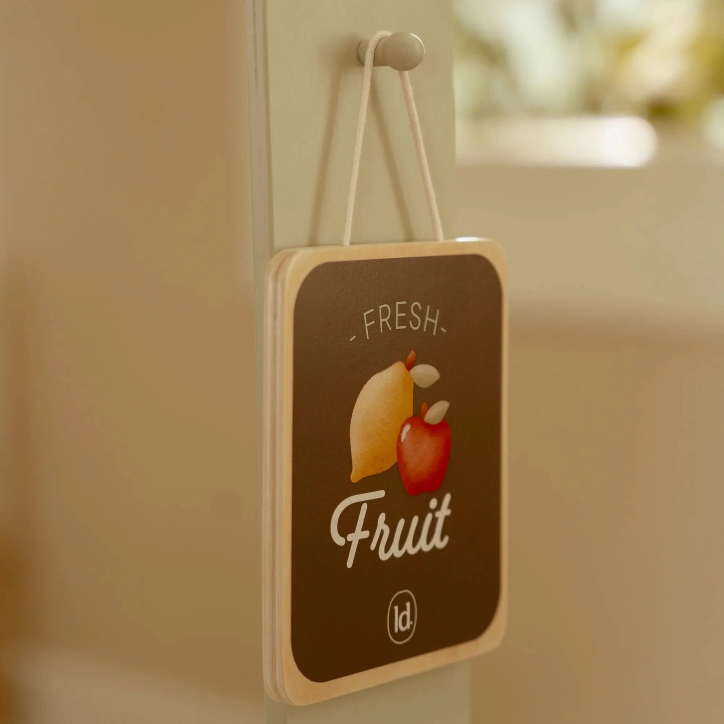 Дрвена продавничка