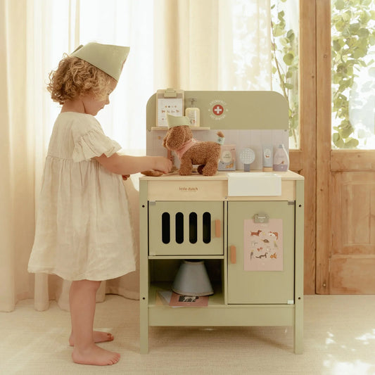 Дрвена ветеринарна ординација