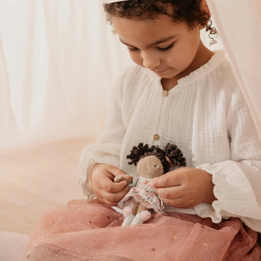 Мини кукла за гушкање • Еви