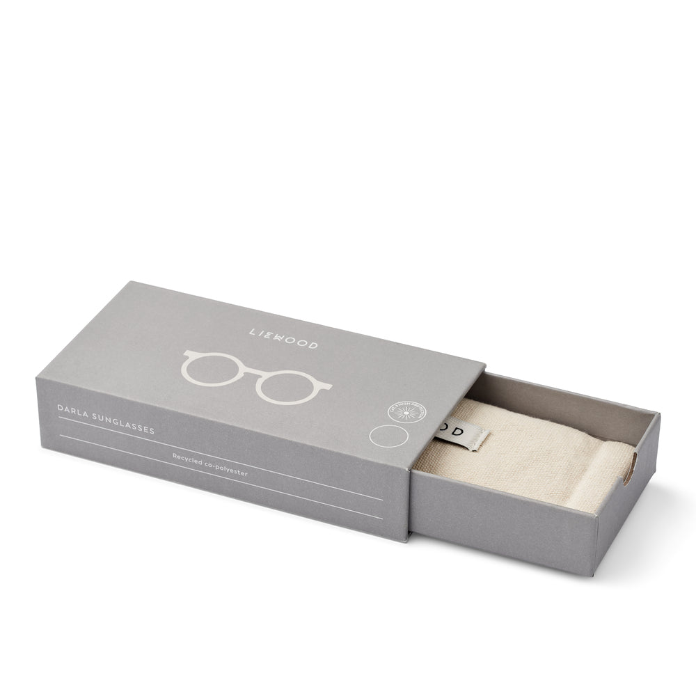 Очила за сонце • Дарла • Г-дин Мече • Песок | 4-10 години