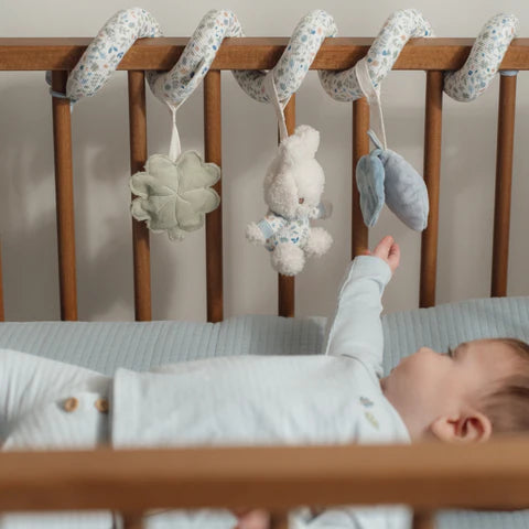 Бебешка спирала со активности • Среќни листови