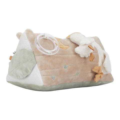 Триаголно перниче со активности • Newborn naturals