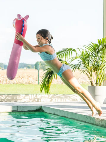 Помагало за пливање • Коњче