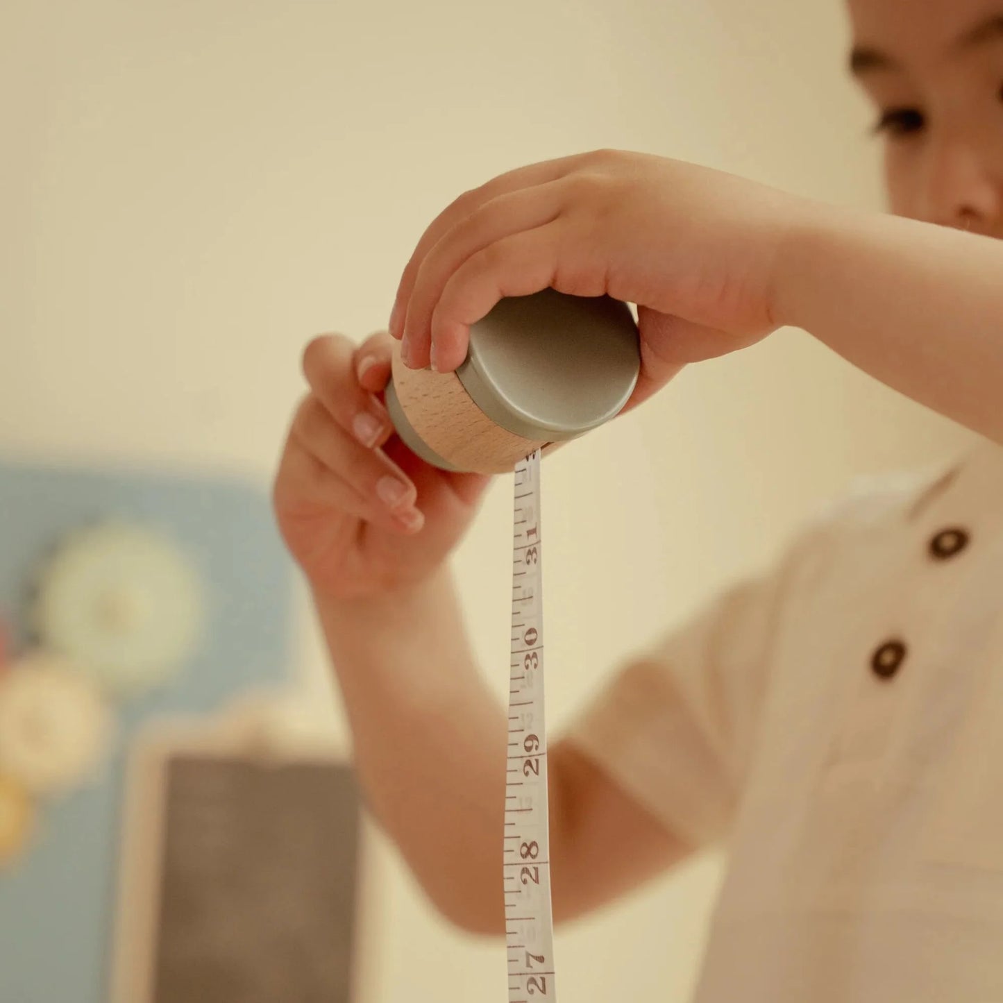 Појас со дрвени алати