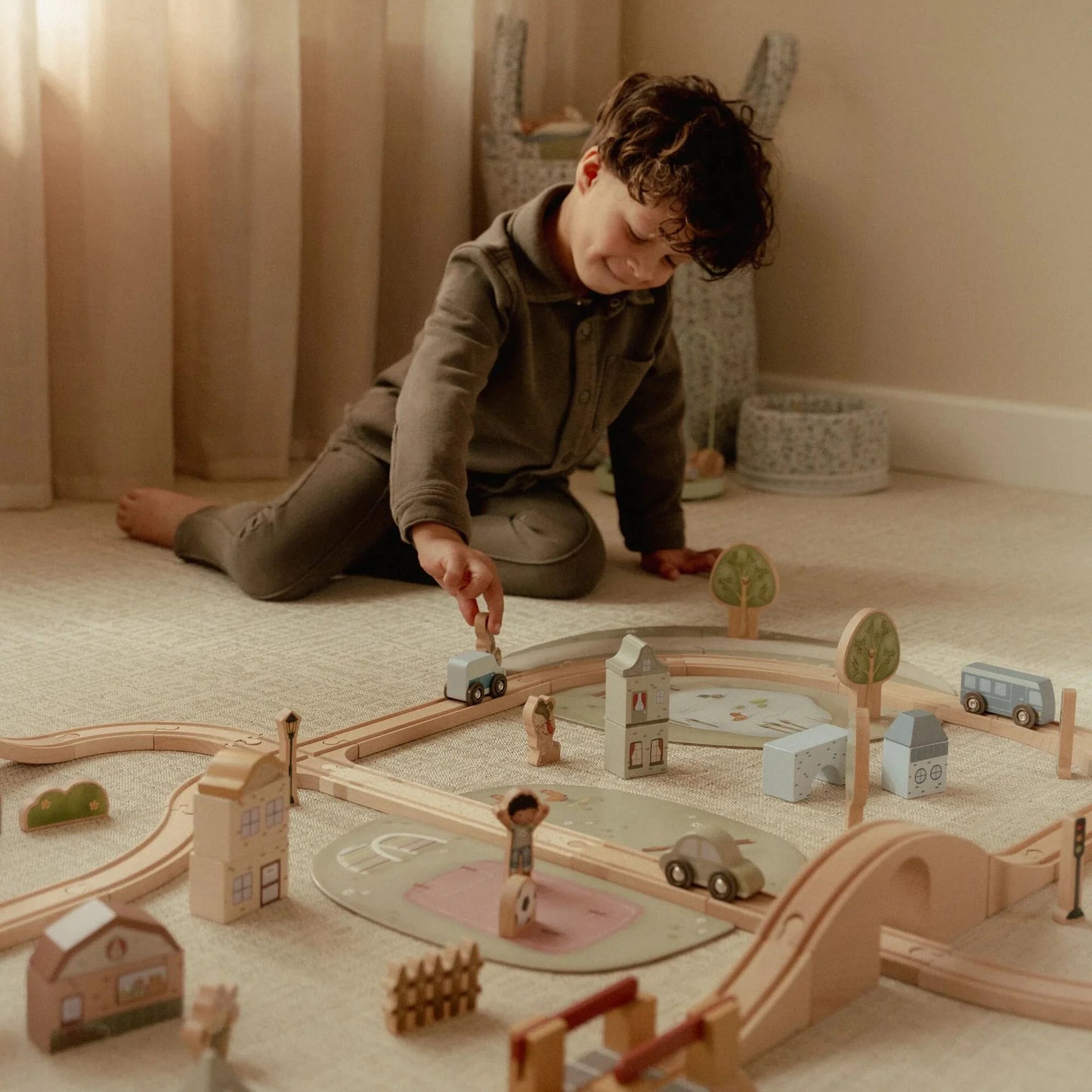 Голем дрвен сет со пруга