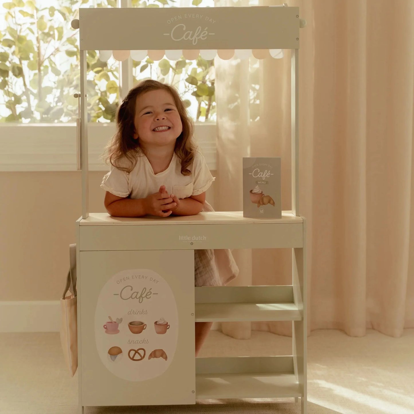 Дрвена продавничка