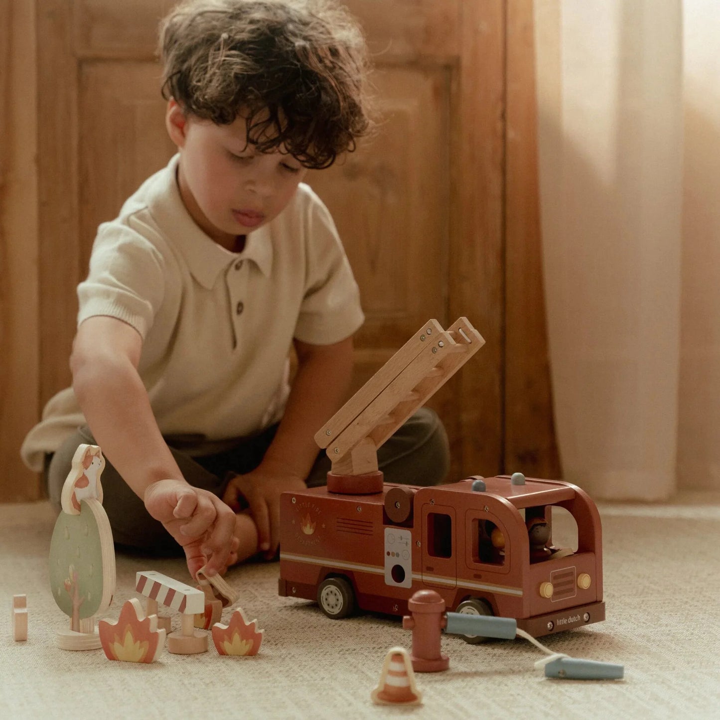 Дрвено противпожарно возило