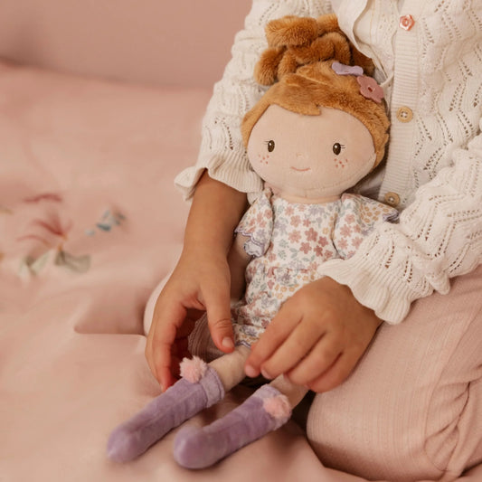 Мека кукла за гушкање • Ава