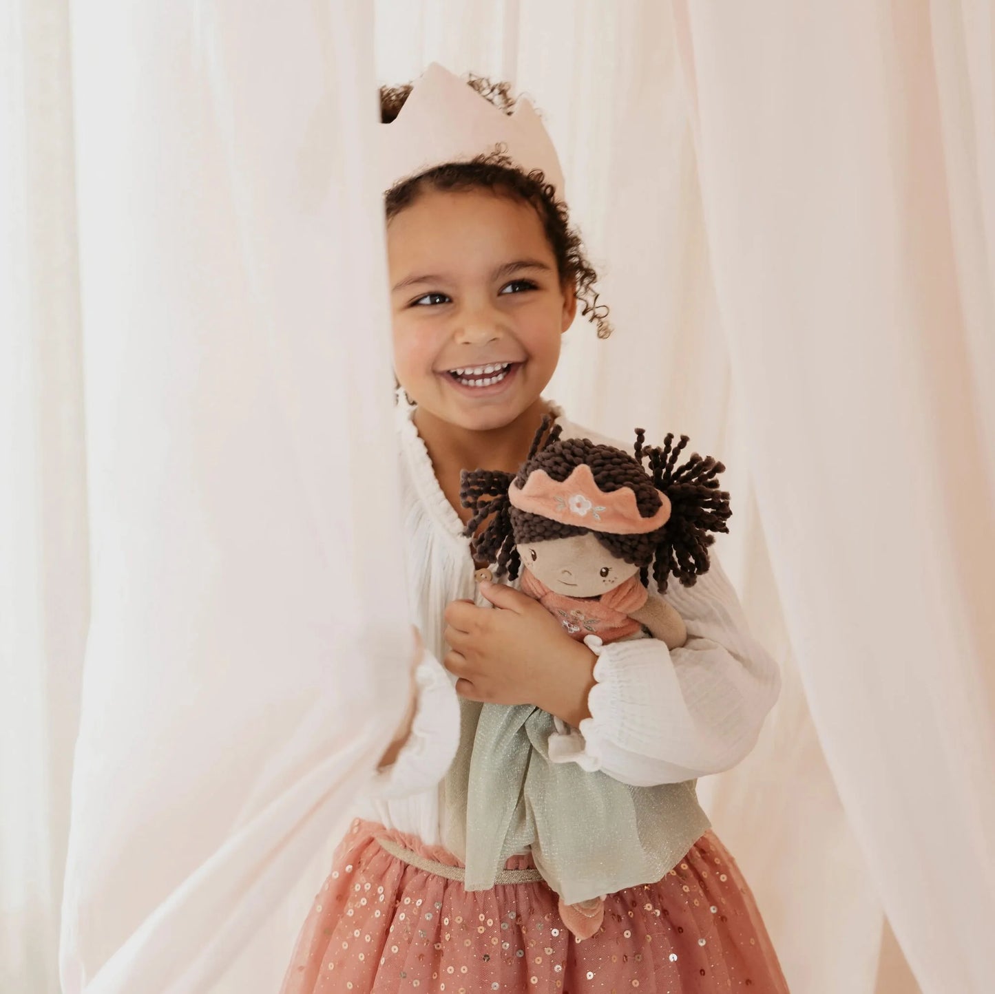 Мека кукла за гушкање • Принцеза Еви