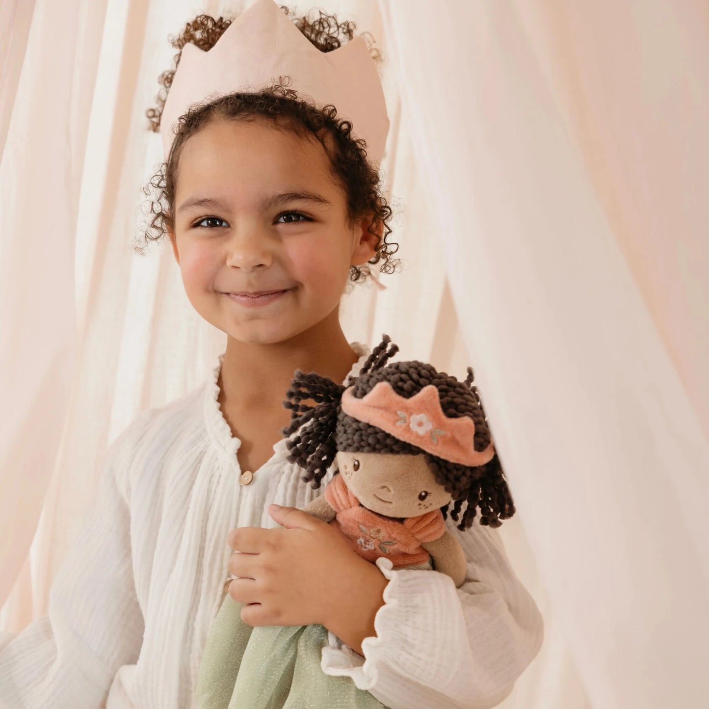 Мека кукла за гушкање • Принцеза Еви