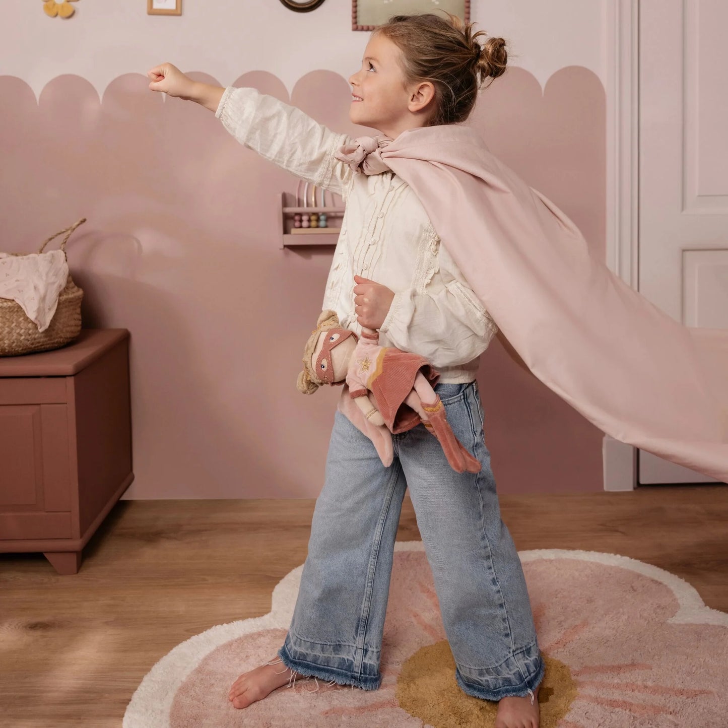 Мека кукла за гушкање • Суперхерој Роза