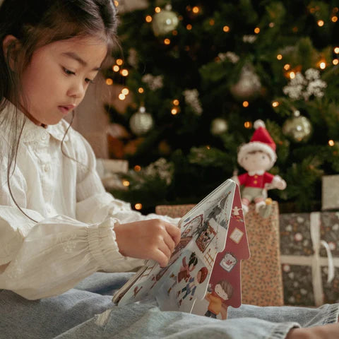 Новогодишен подарок со книга и кукла Џим