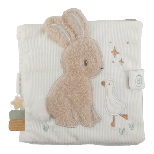 Мека книга со активности • Newborn naturals