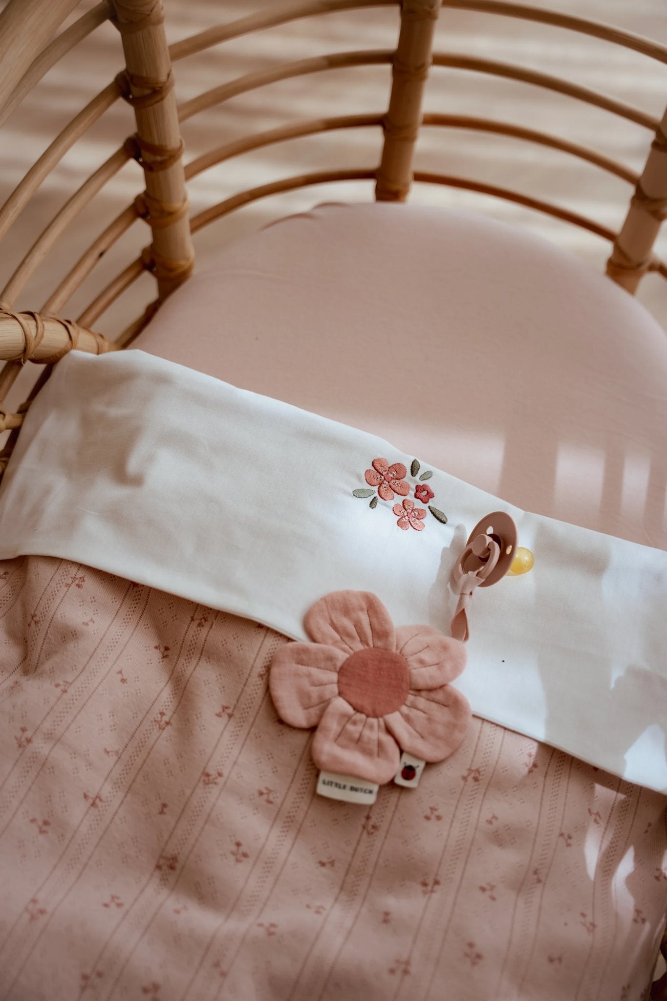 Тенко ќебе • Pure Blossom • 110 х 140 см